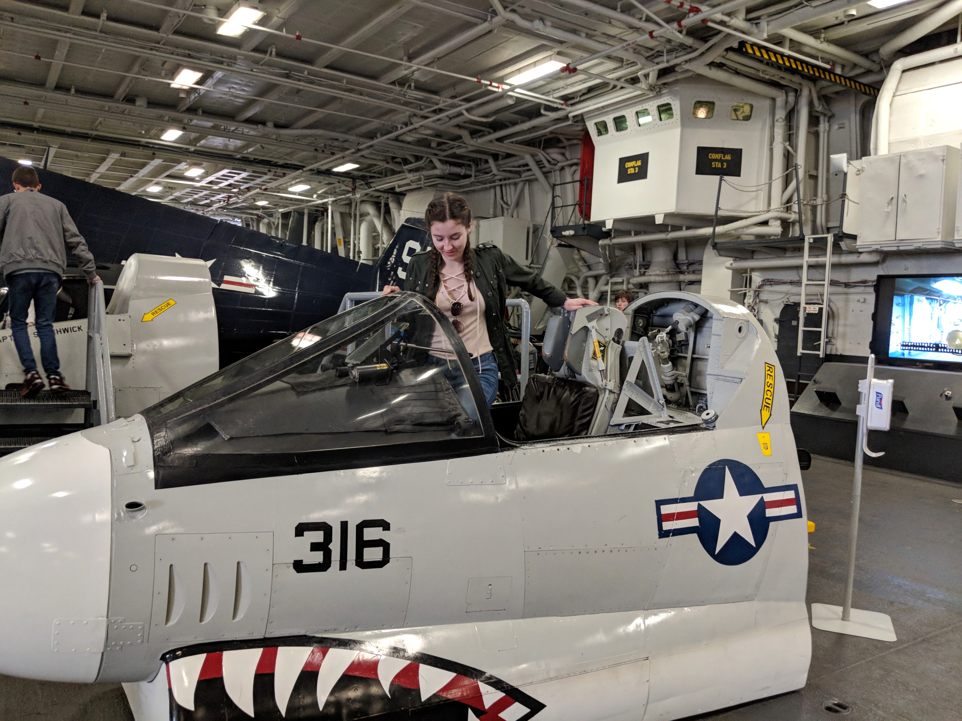 Maker:L,Date:2017-9-22,Ver:5,Lens:Kan03,Act:Kan02,E-ve