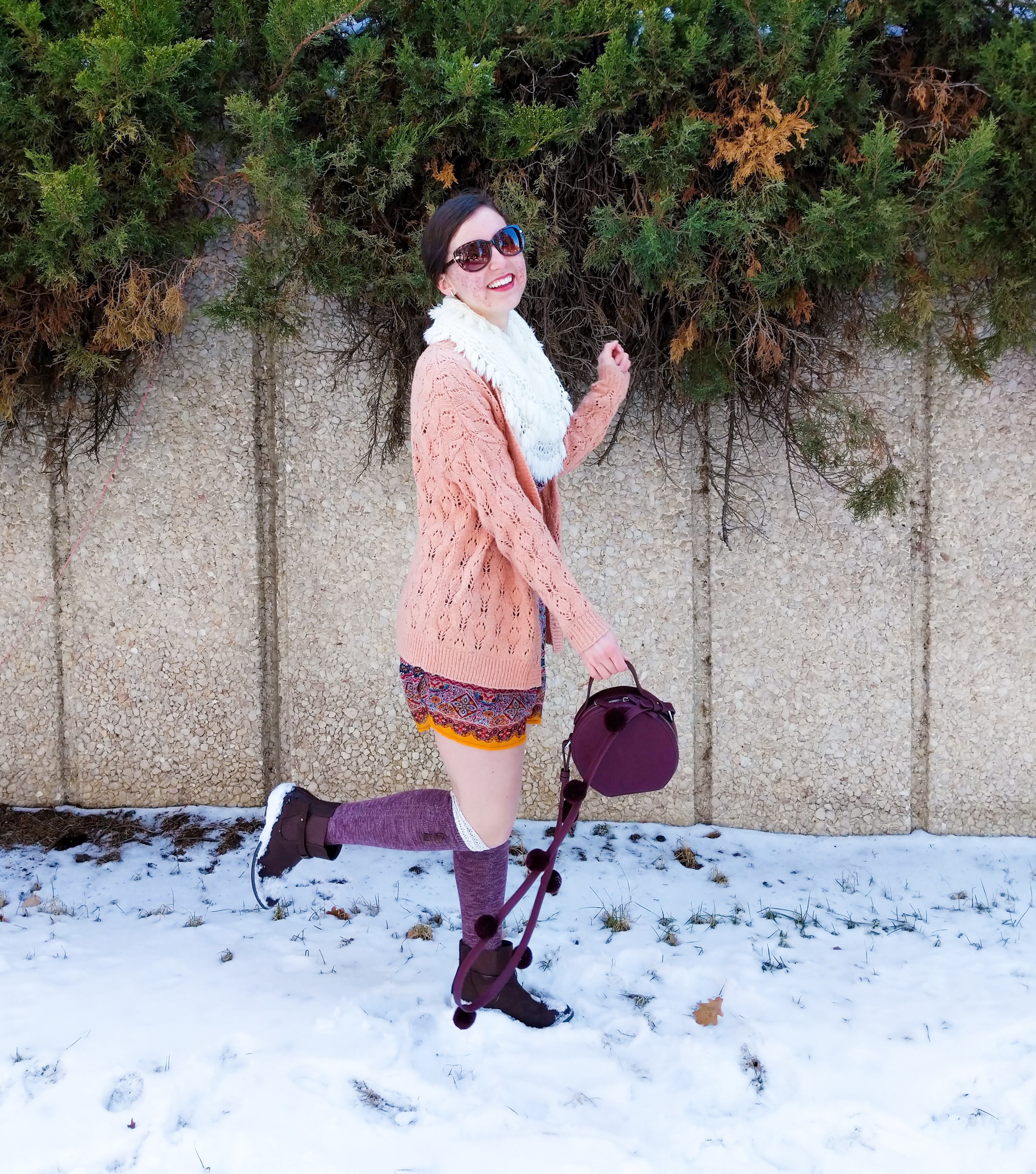 living coral pantone color of the year