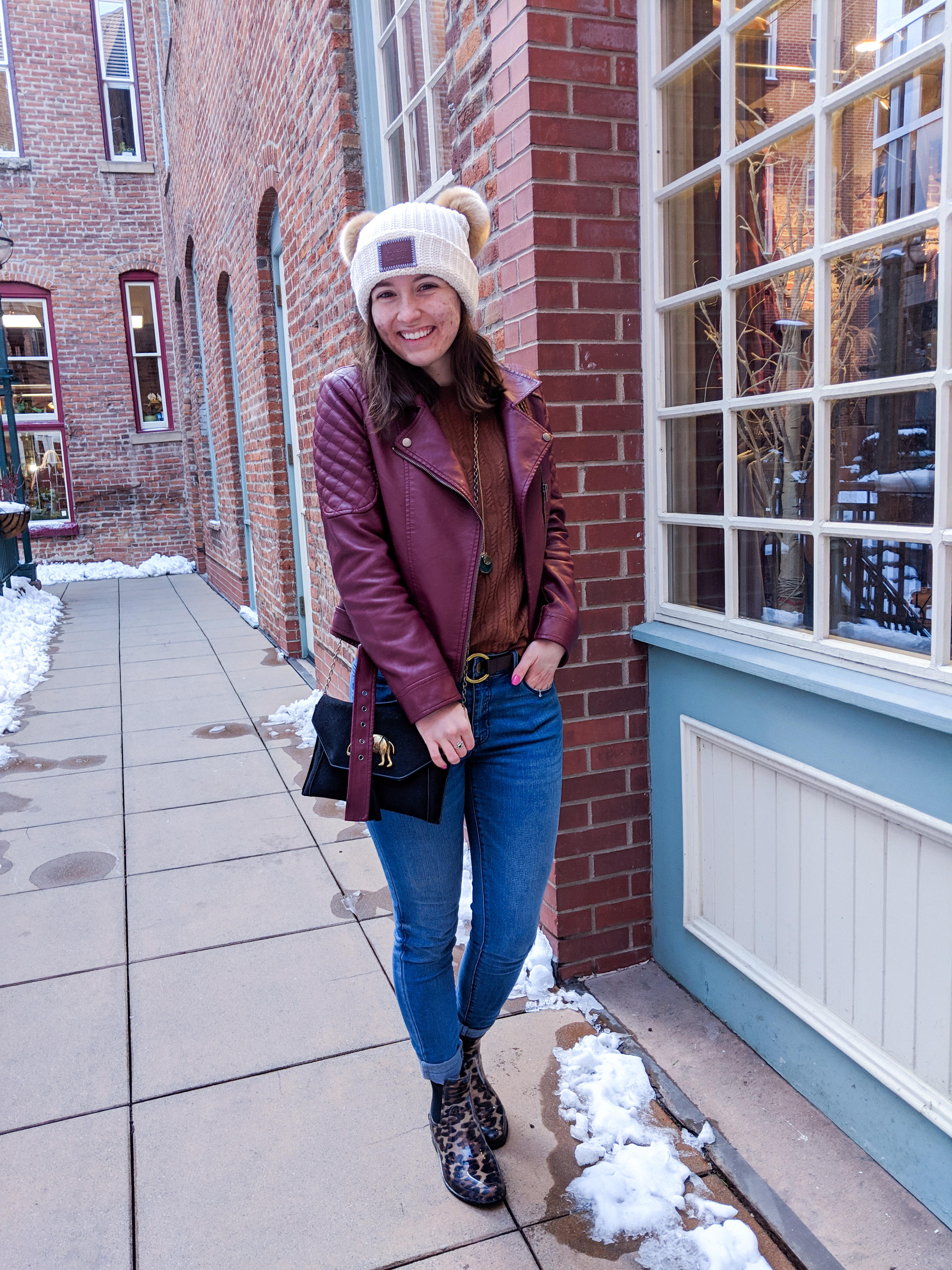 Harper's Jeans, Francesca's, Banana Republic, Love Your Melon, Cabi