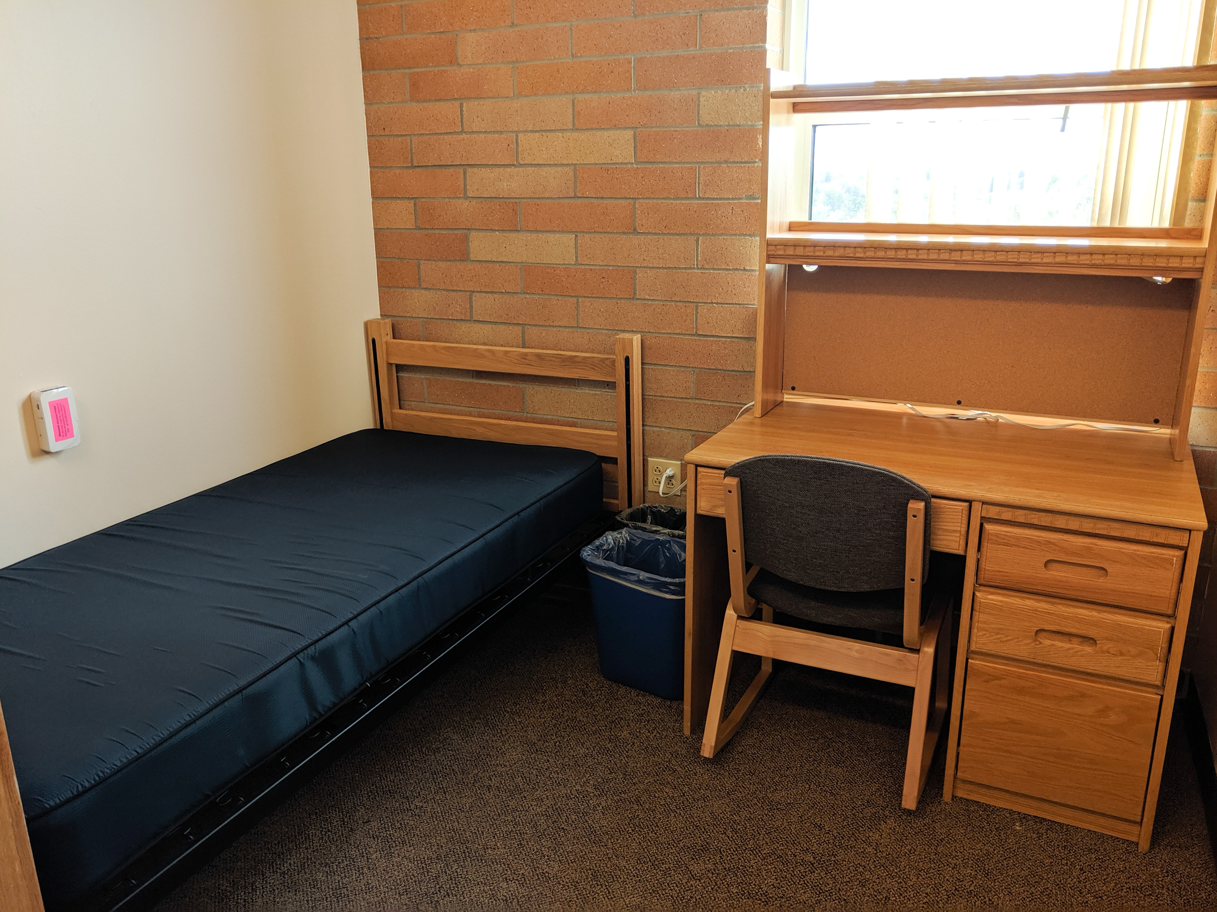 before photo, bedroom makeover, dorm makeover