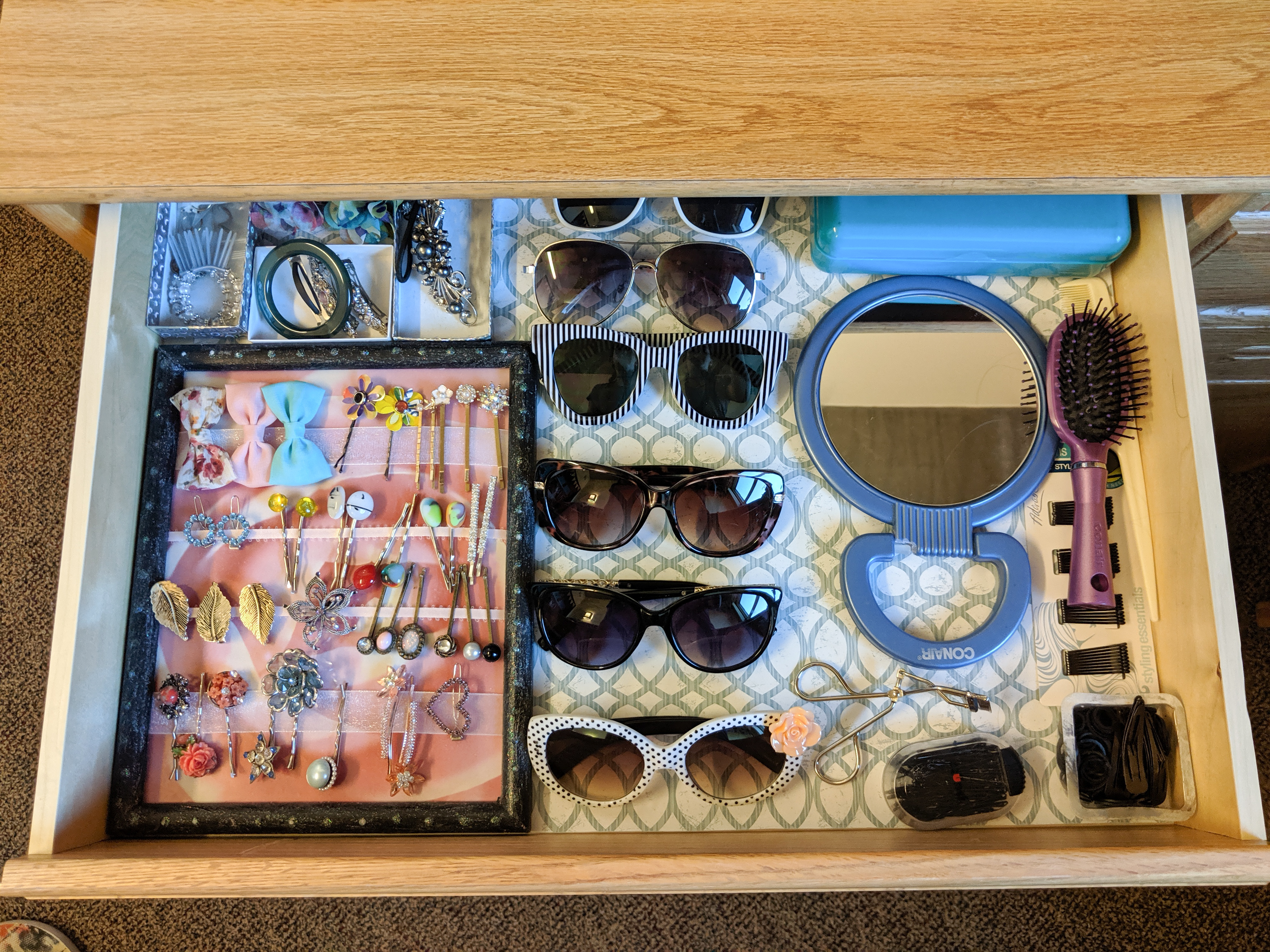 accessory drawer, sunglasses organization, hair accessories