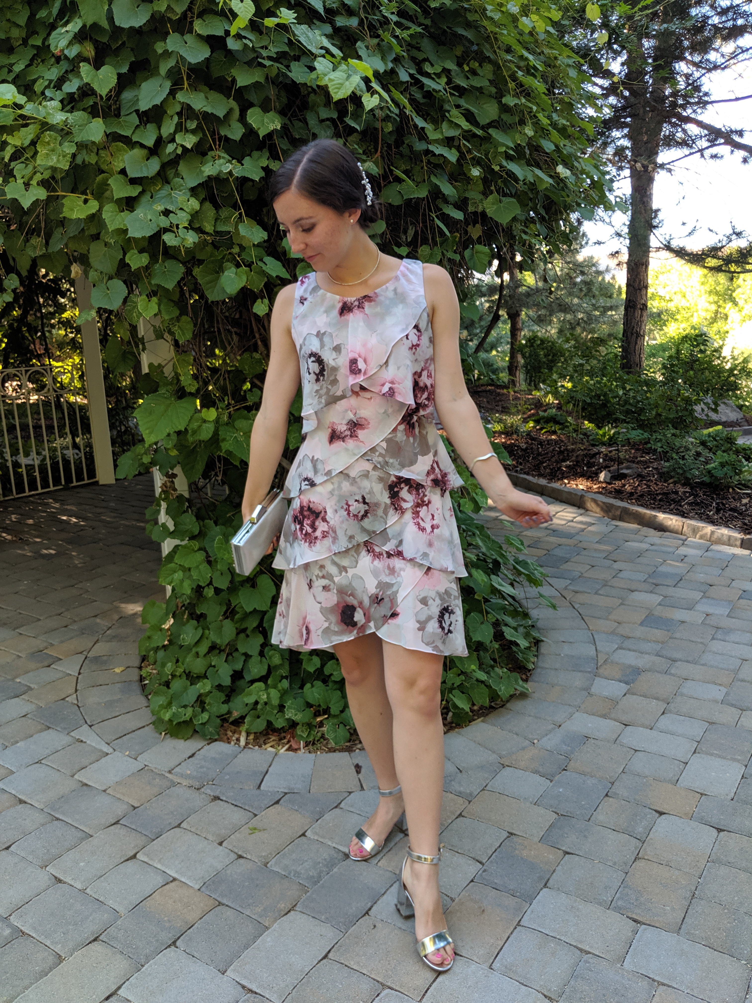 wedding guest games, wedding outfit, flowy dress