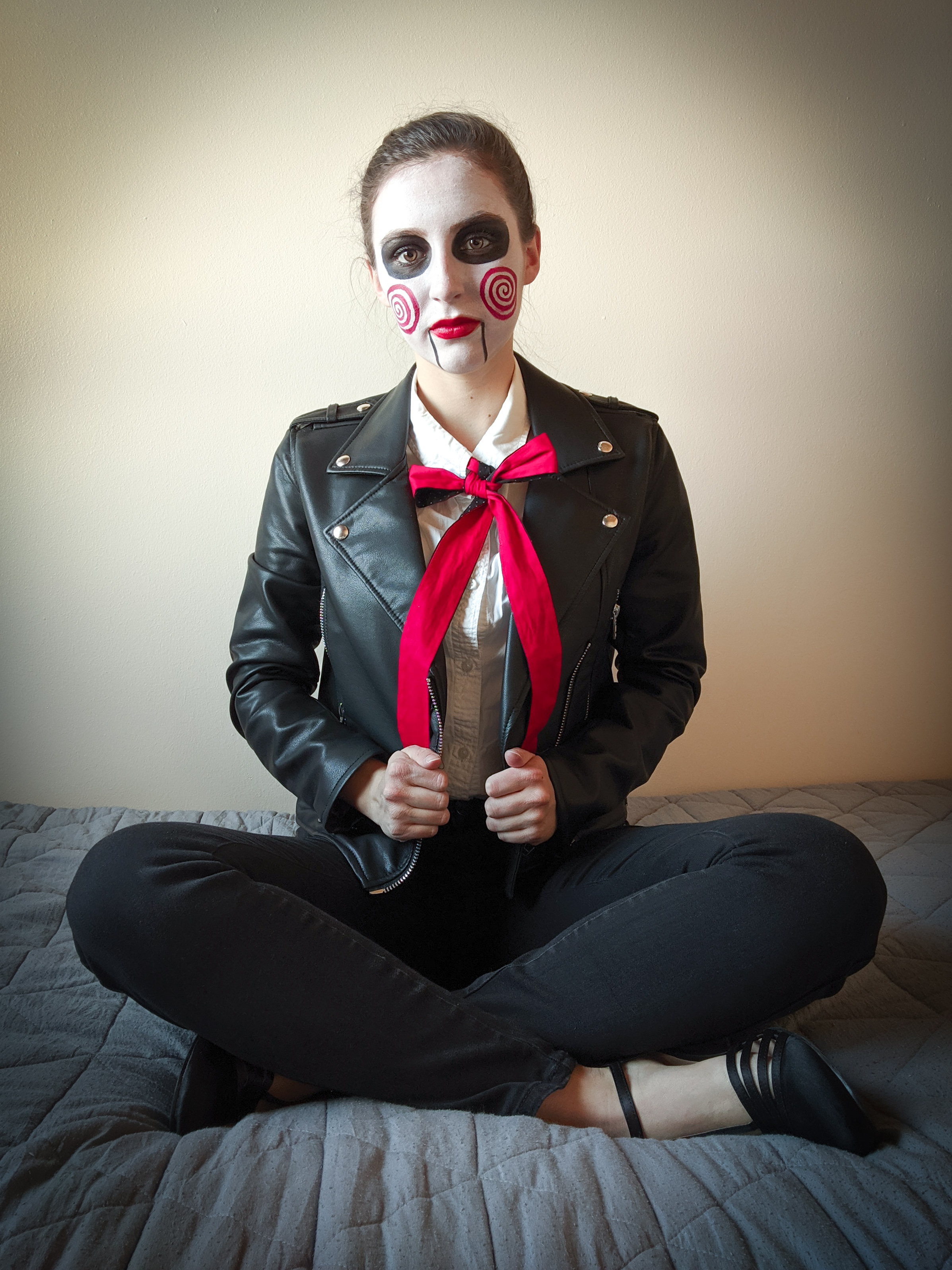 face paint, creepy Halloween, stylish costume