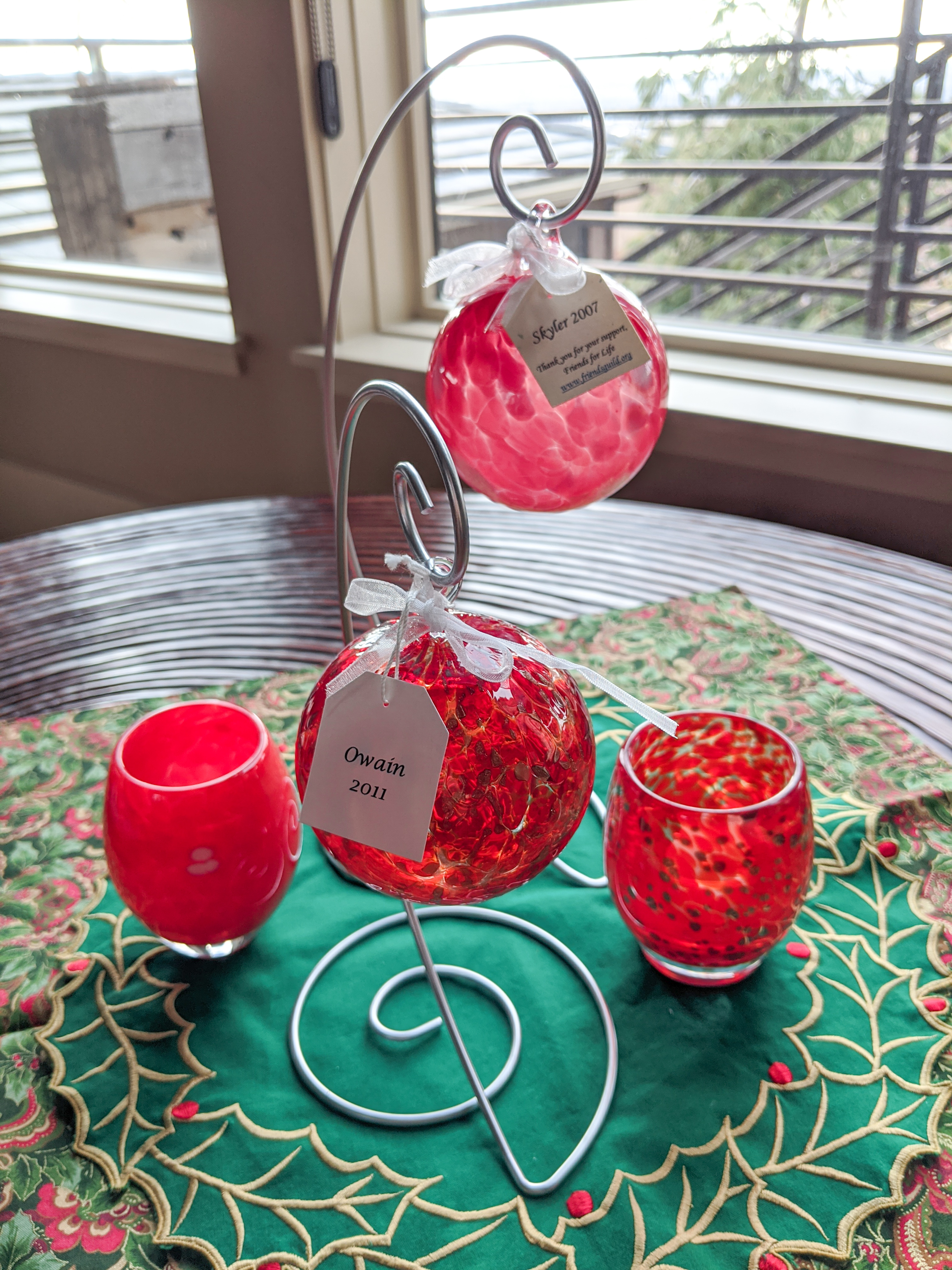 childhood cancer, cancer research, Christmas gift ideas