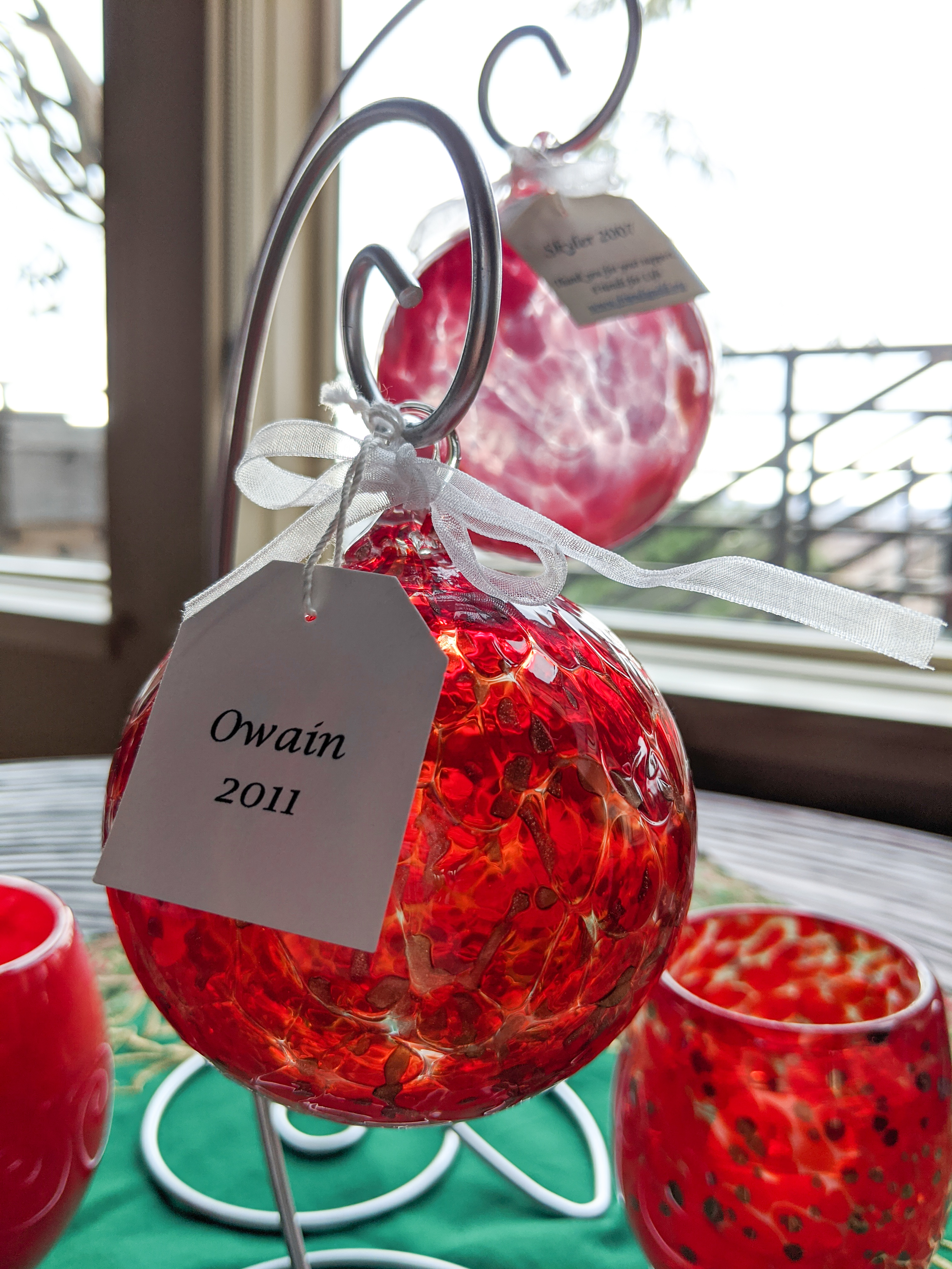red Christmas ornaments, glass ornaments, Christmas trees