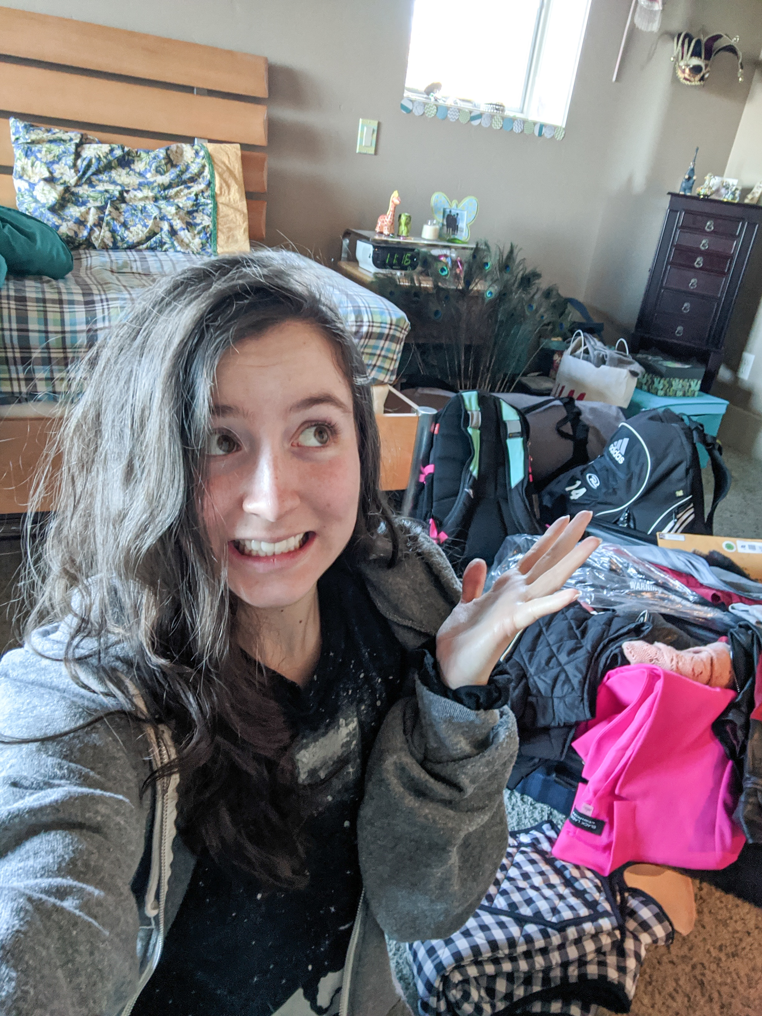 Unpacking, college fashion blogger, online learning