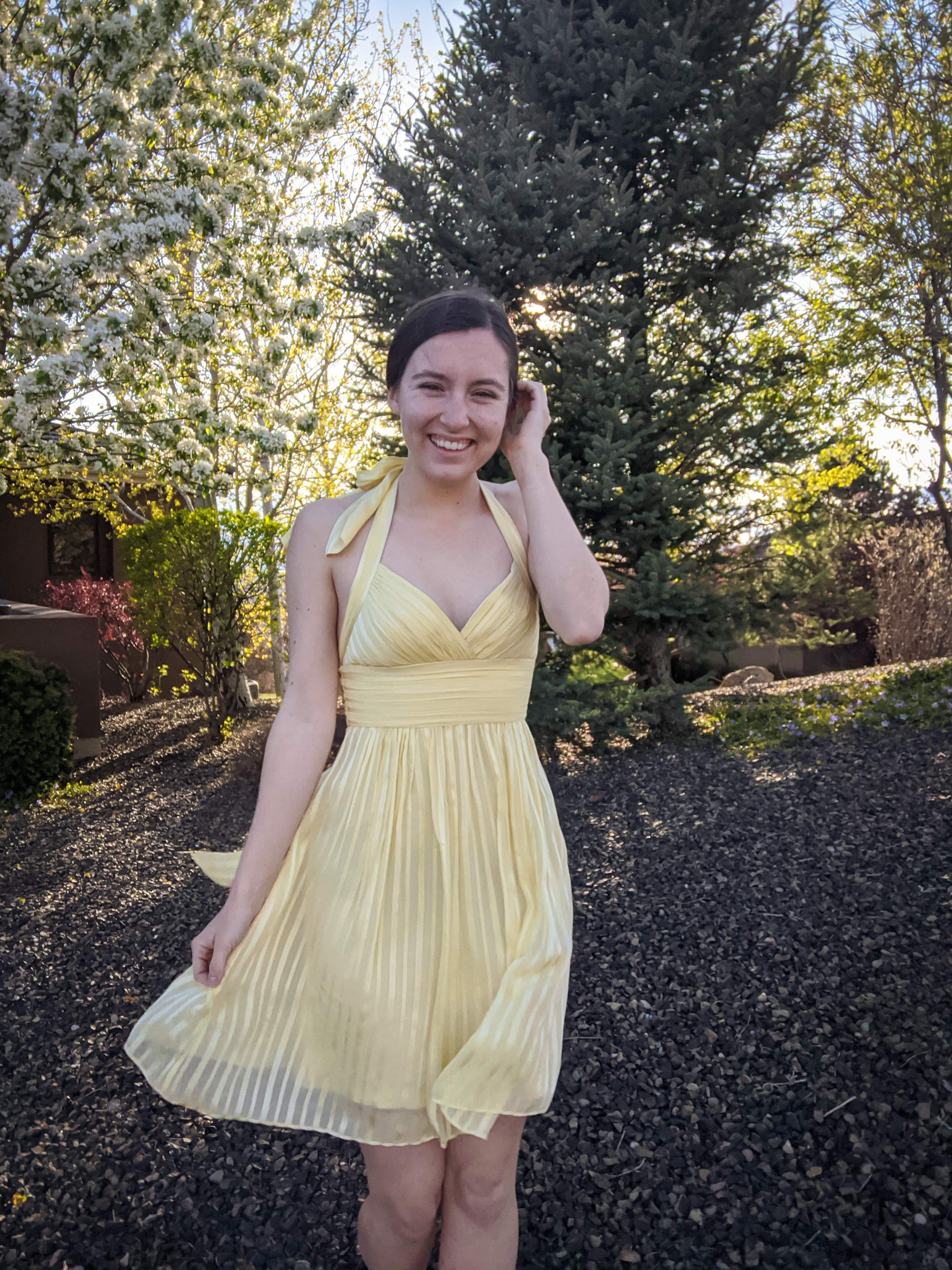 Marilyn Monroe dress, yellow dress, BCBG Max Azria dress, thrift shopping