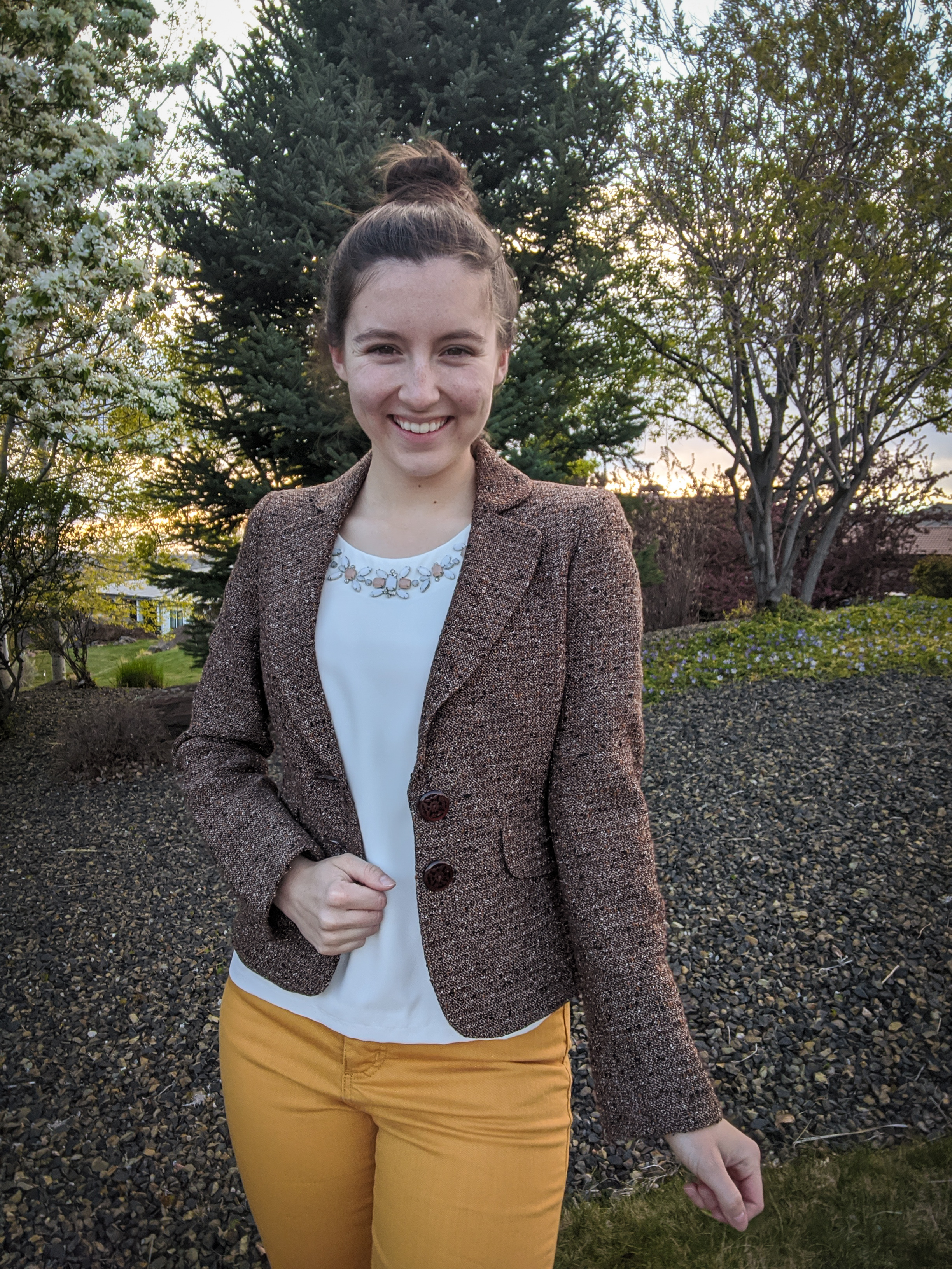 brown blazer, tweed blazer, thrift shopping