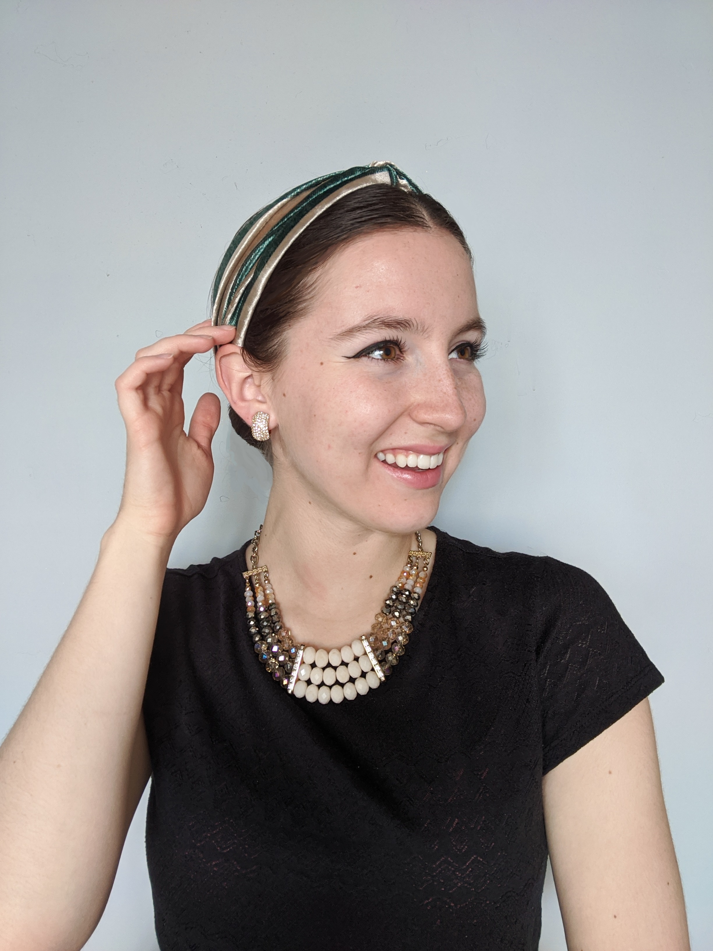 hairwashing, trendy headbands, washing your hair, green headband