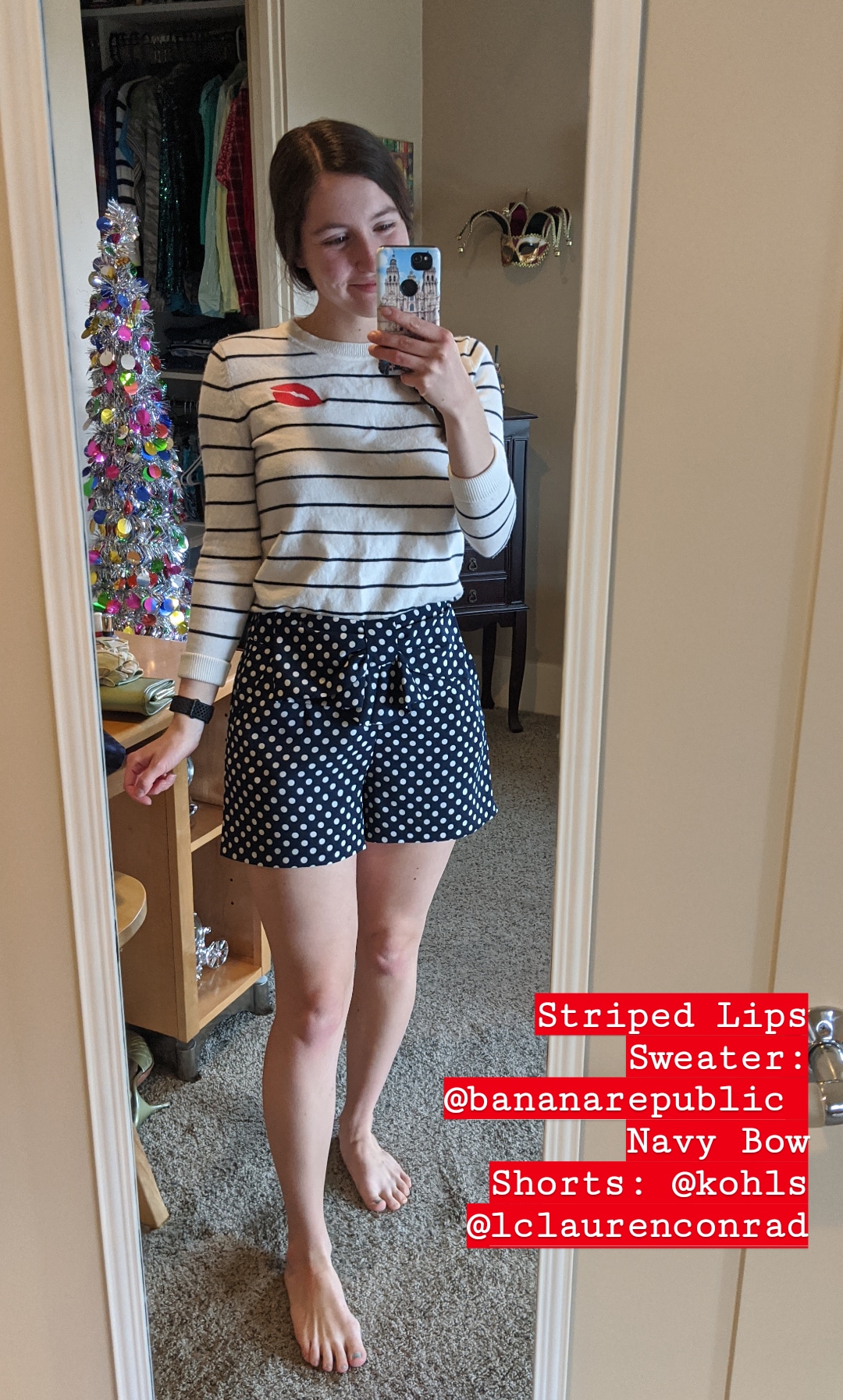 pattern mixing, striped sweater, polka dot shorts, navy on navy