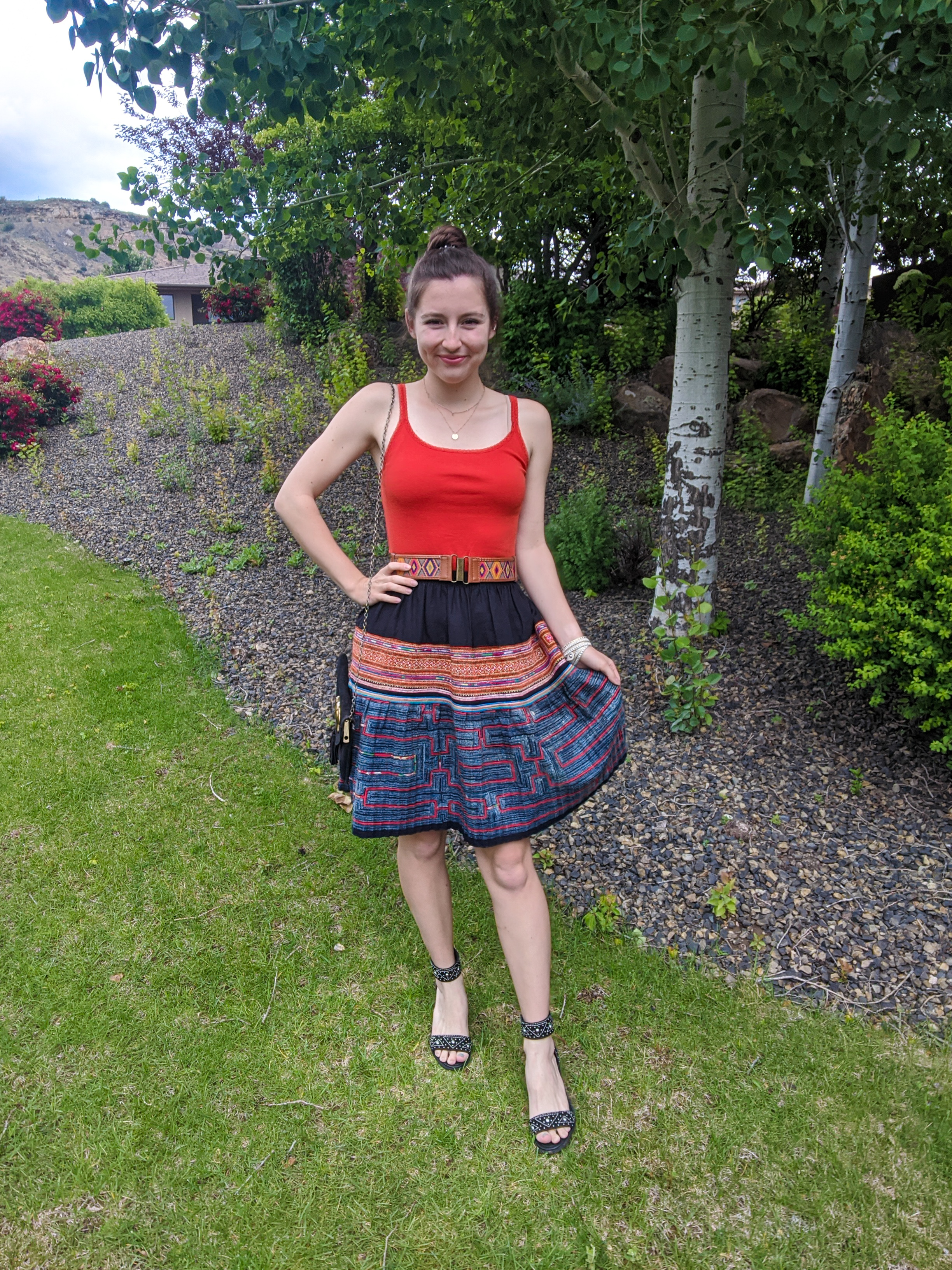 patterned-skirt-boho-style-summer-outfit