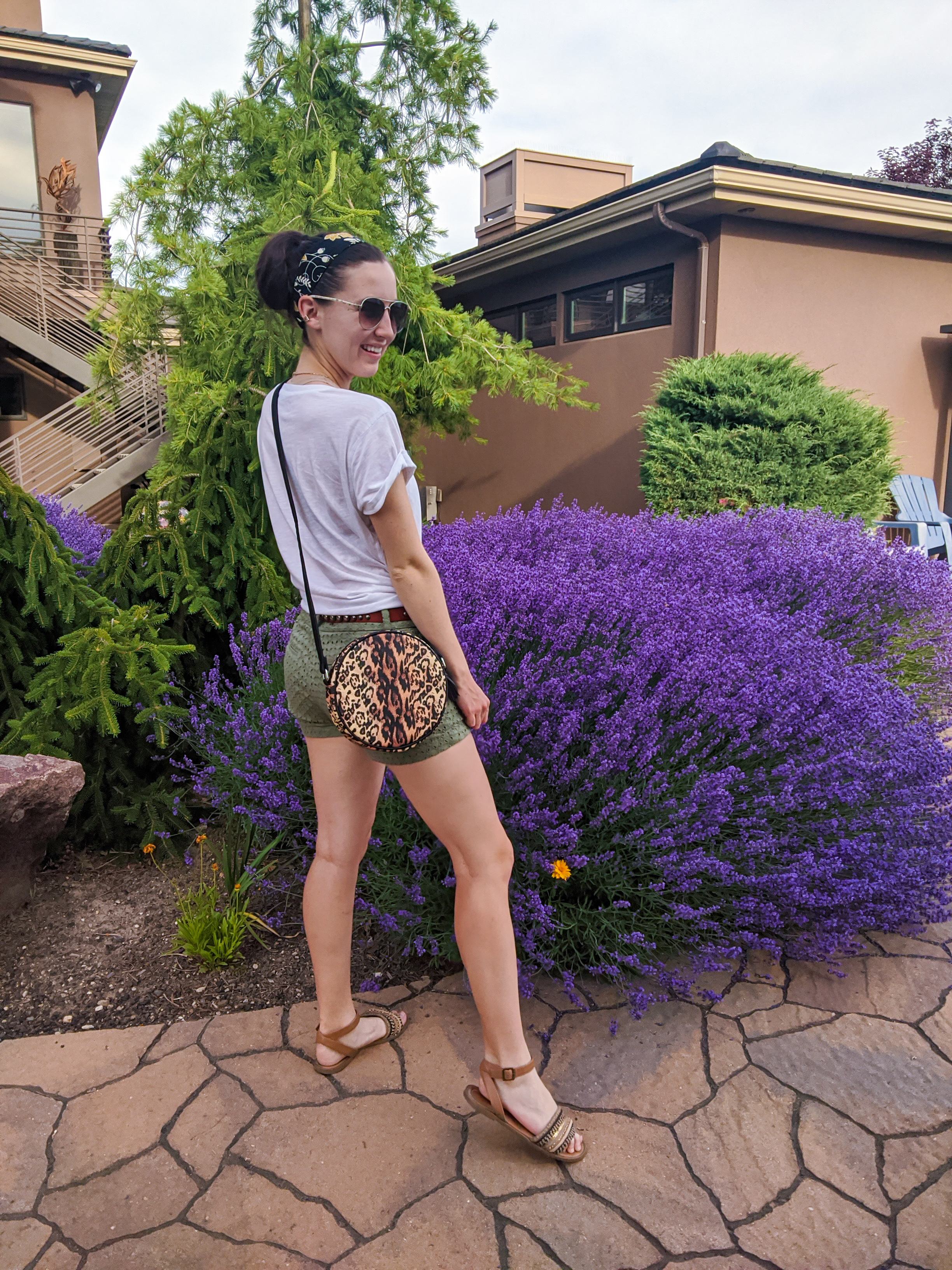 circle-purse-leopard-bag-brown-sandals-summer-style