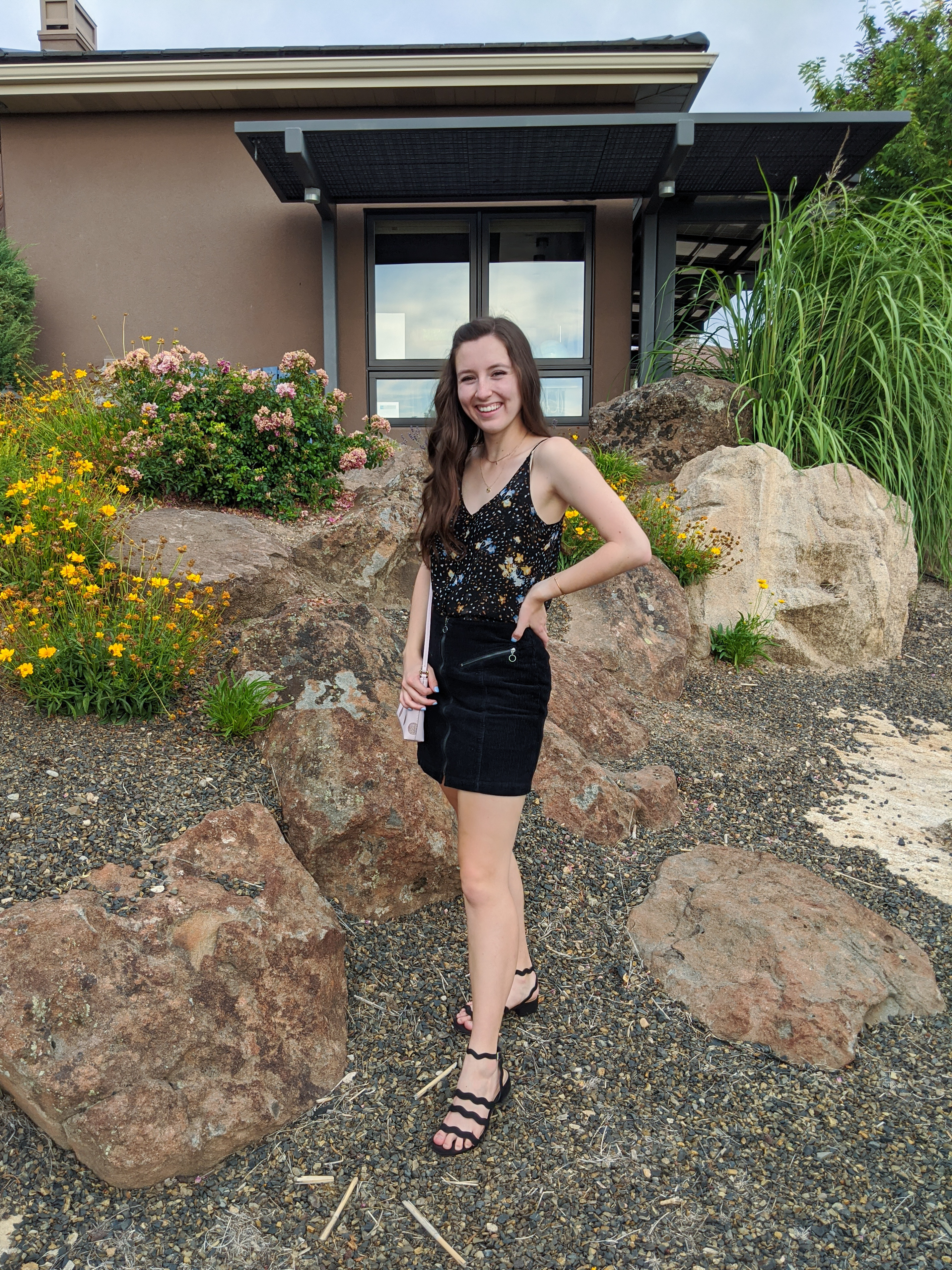 black-floral-top-college-fashion-style