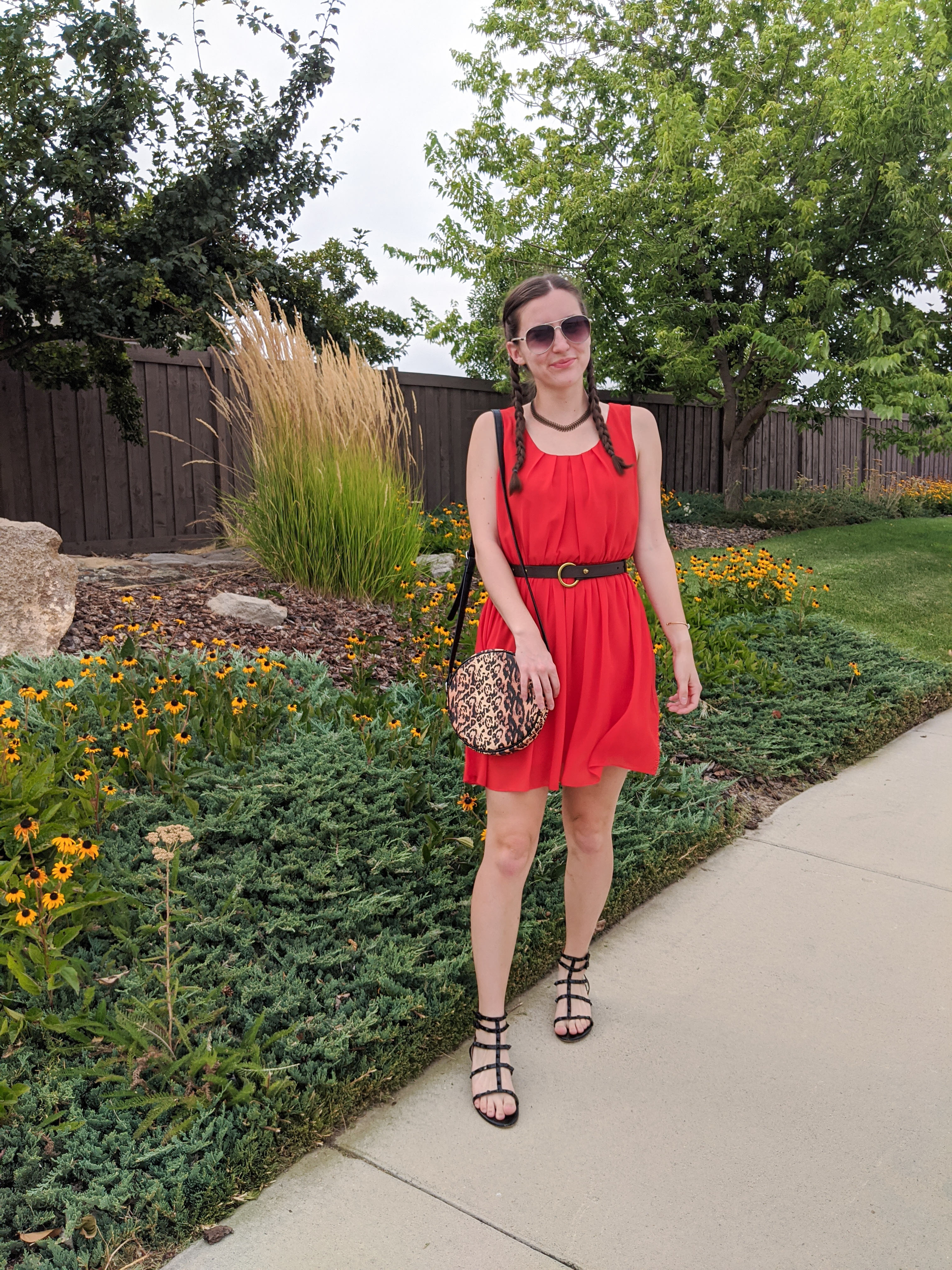 leopard-bag-red-dress-black-sandals