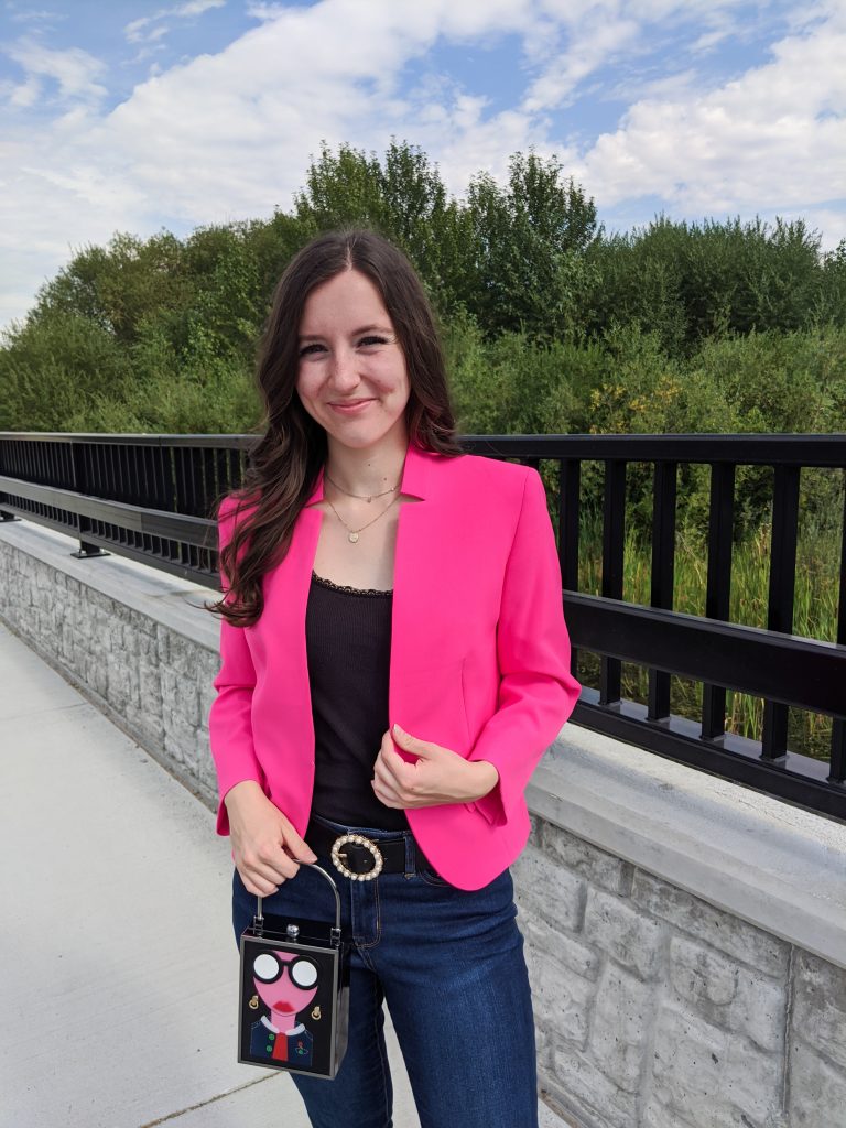pink-blazer-pearl-circle-belt-edgy-outfit-box-purse