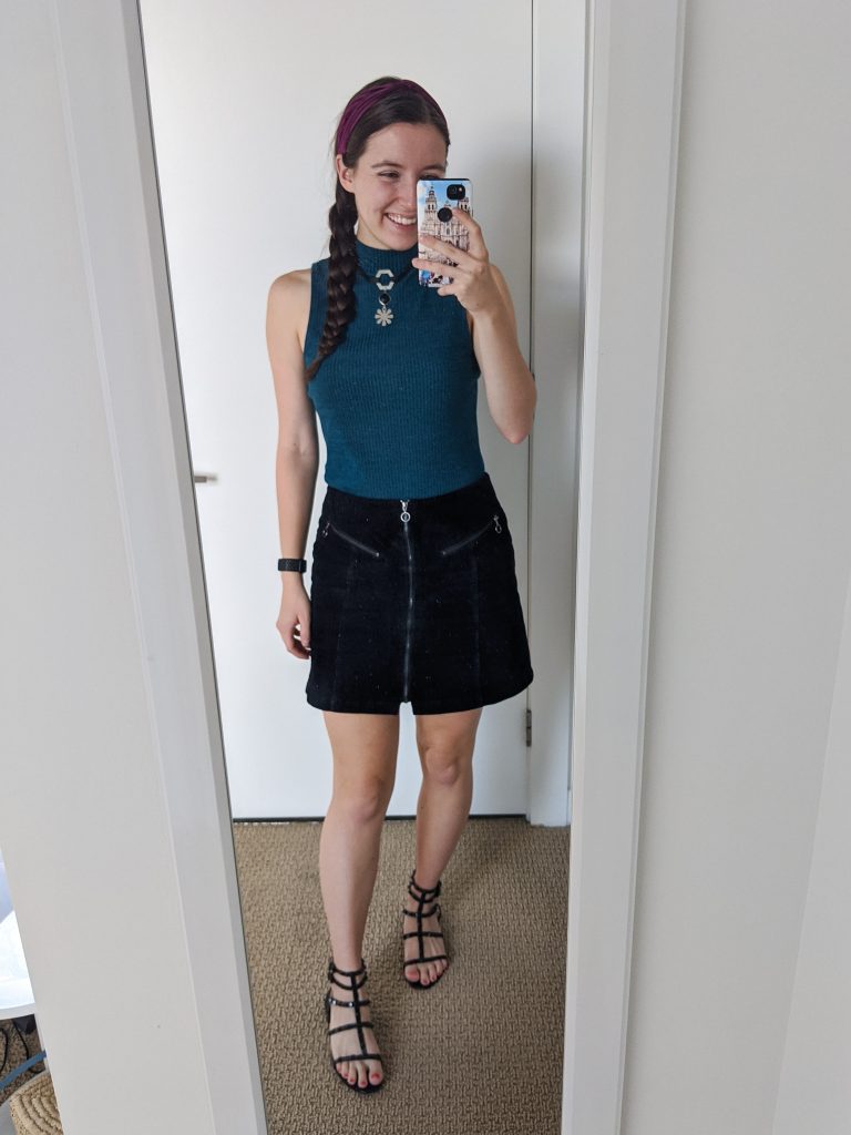 60s-outfit-mini-skirt-mockneck-top-choker-edgy-outfit