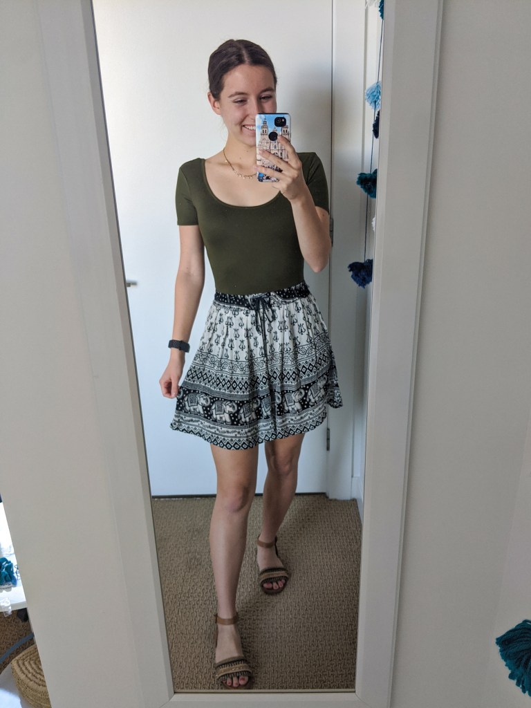 printed-skirt-olive-bodysuit-fall-outfit-inspo