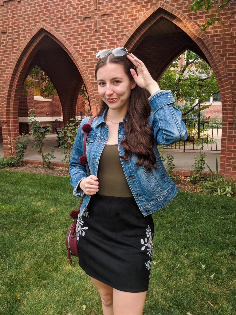 embroidered-skirt-fall-outfit-francesca's-college-style