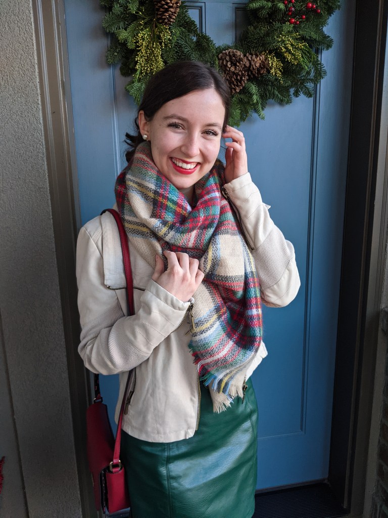 plaid-blanket-scarf-red-lipstick