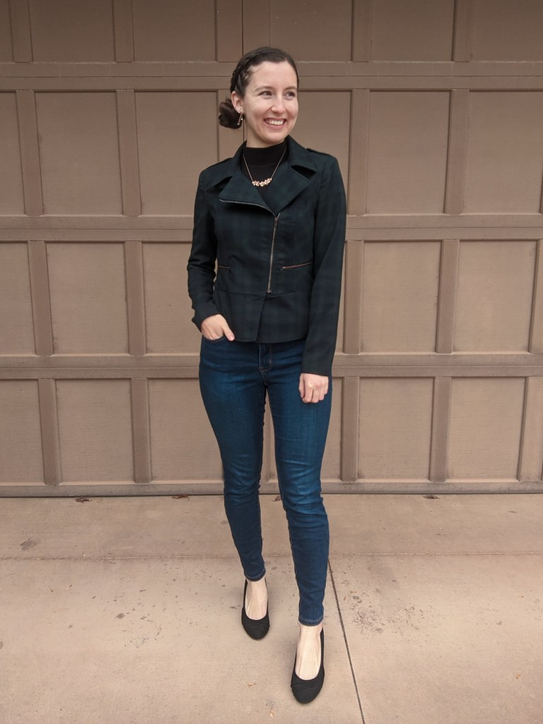 christmas-outfit-plaid-jacket-cabi-clothing-rose-gold