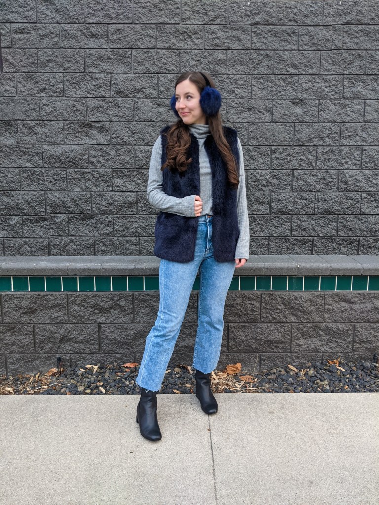 mom-jeans-blue-fur-vest-earmuffs-grey-turtleneck