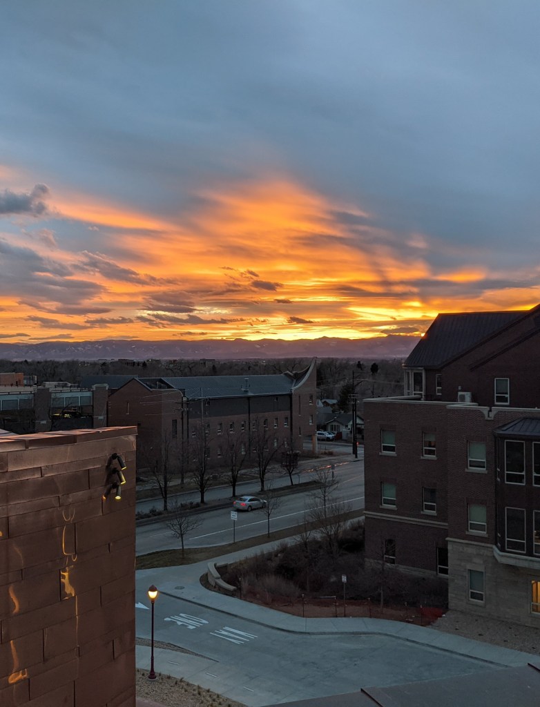 sunset-denver-rocky-mountains-colorful-colorado