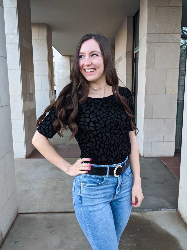 black-geometric-top-velvet-express-jeans