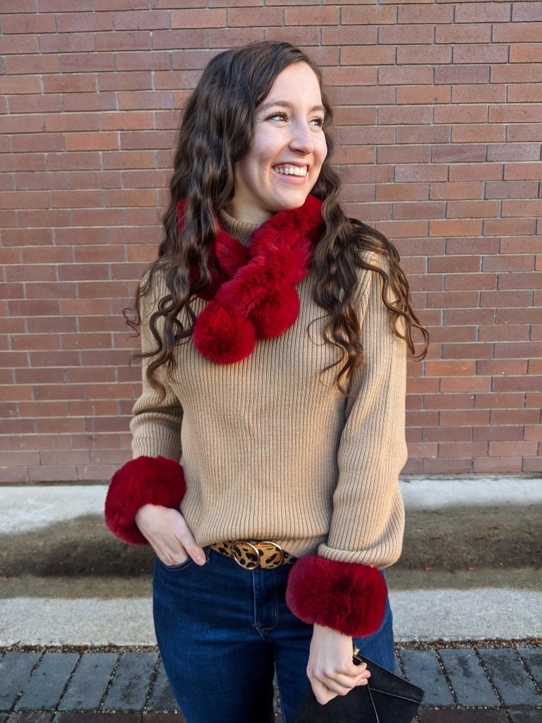 ribbed-camel-sweater-leopard-belt-red-accessories