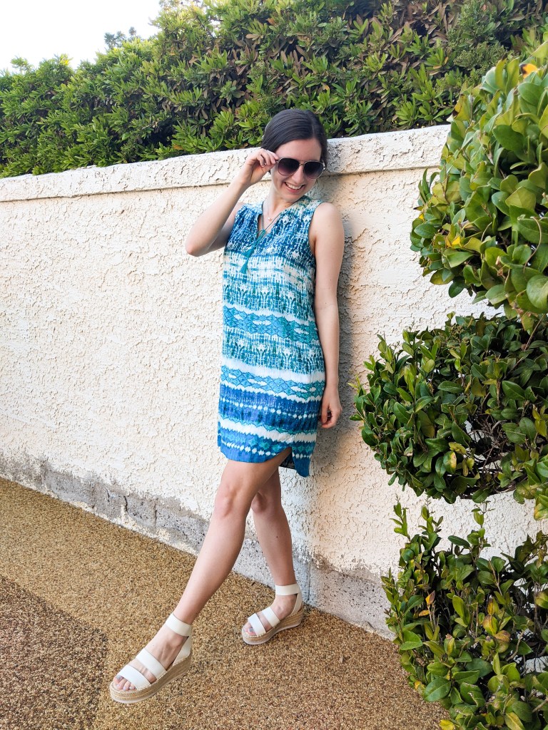 turquoise-dress-blue-white-sandals-summer-outfit