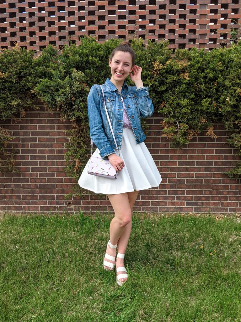 twirling-spring-outfit-flirty-dress-white-sandals