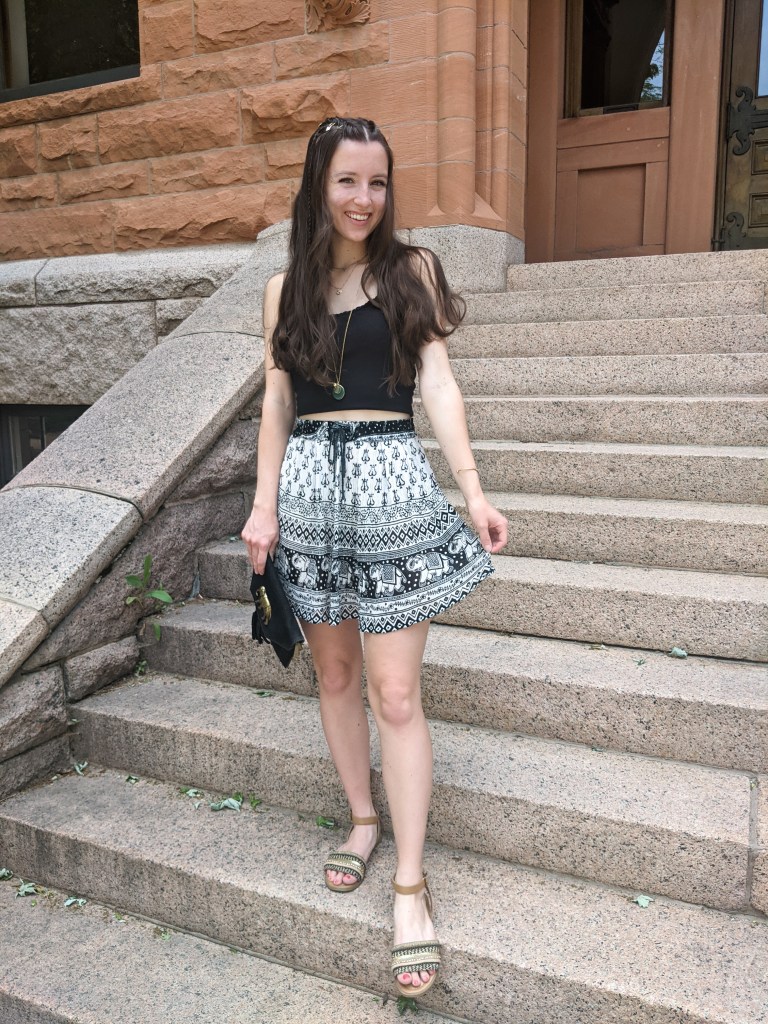 boho-outfit-elephant-skirt-summer-style