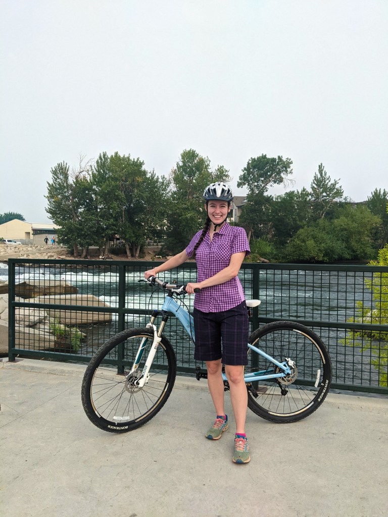 club-ride-biking-outfit-mountain-biking-cute-athletic-wear