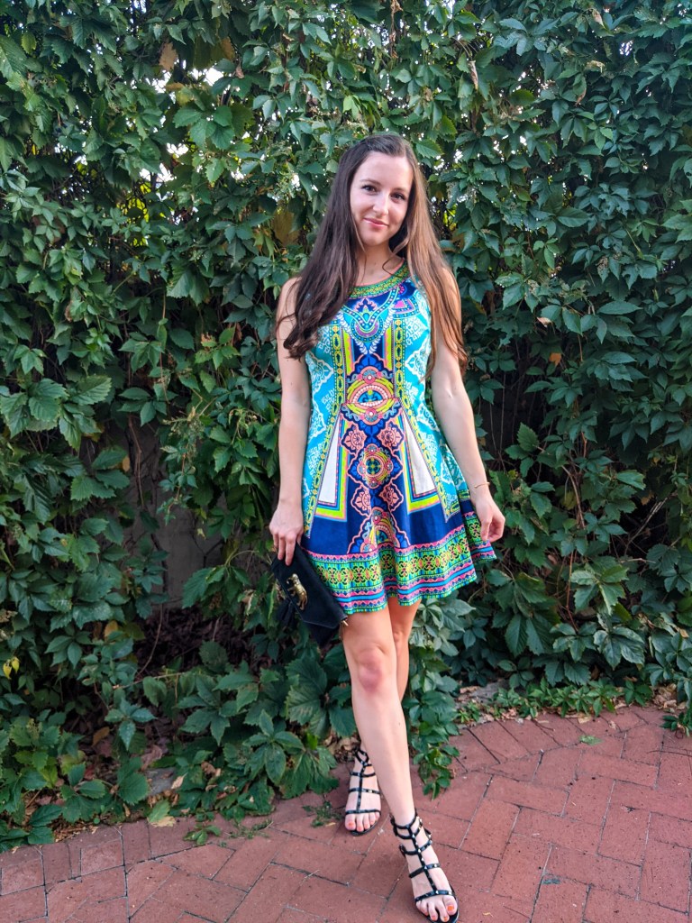 quarter-system-college-blogger-colorful-pattern-black-sandals