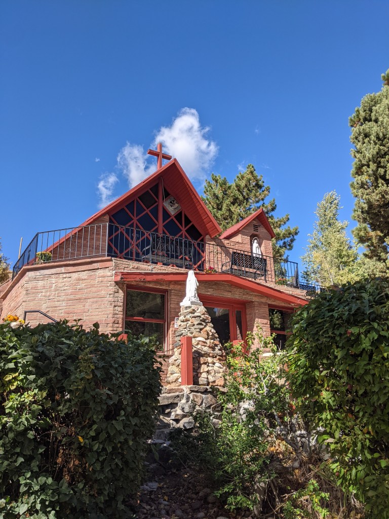 mother-cabrini-shrine-colorado-fall-changing-leaves