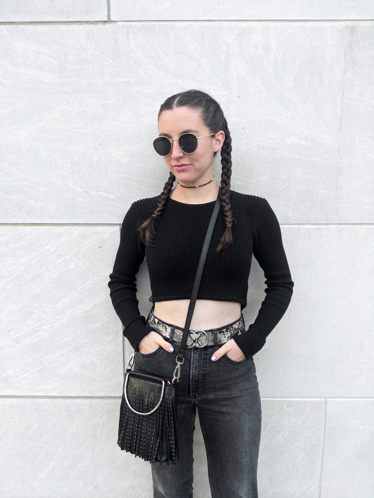 retro-sunglasses-sungait-black-cropped-sweater-cabi-grey-jeans