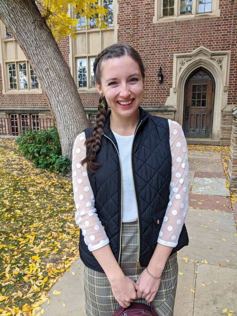 fall-college-style-preppy-outfit-plaid-skirt