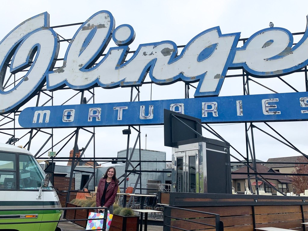 olinger-mortuary-linger-restaurant-denver