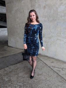 new-years-eve-outfit-sparkly-dress-going-out
