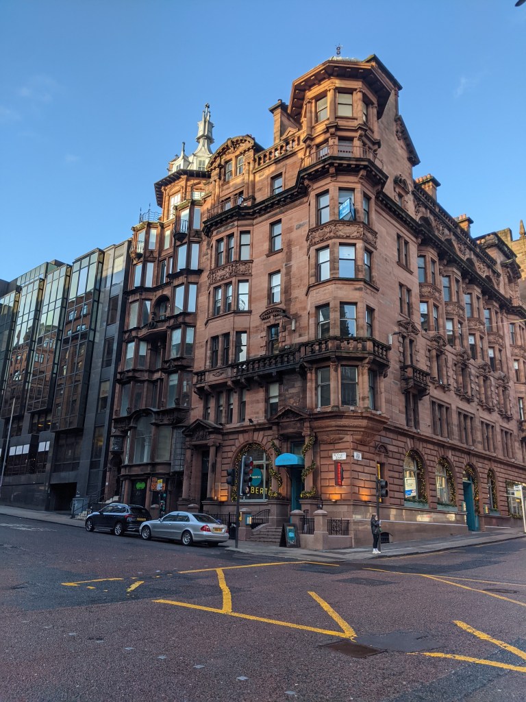 scotland-glasgow-study-abroad-student-university-of-glasgow