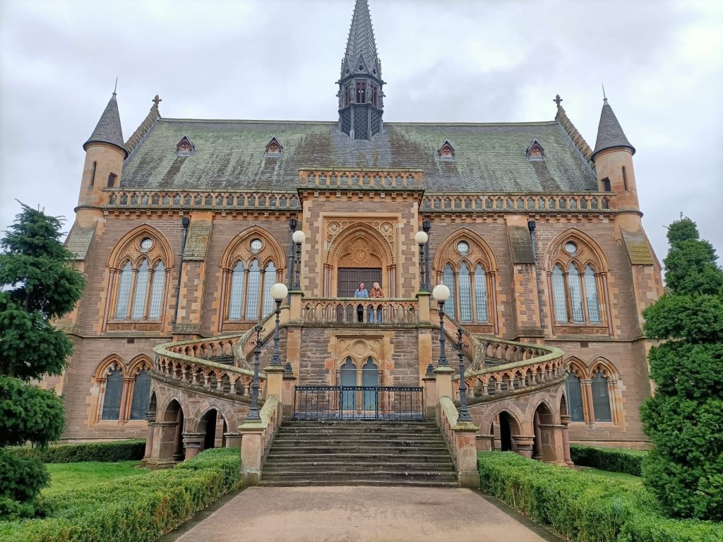 dundee-scotland-east-coast-international-student-tour