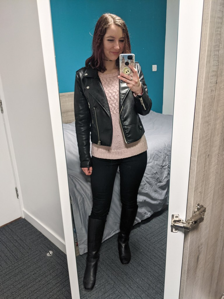 pink-sweater-black-leather-jacket-black-skinny-jeans