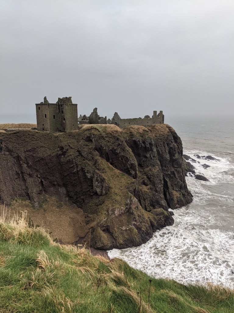 dunnottar-castle-brave-ruins-scotland