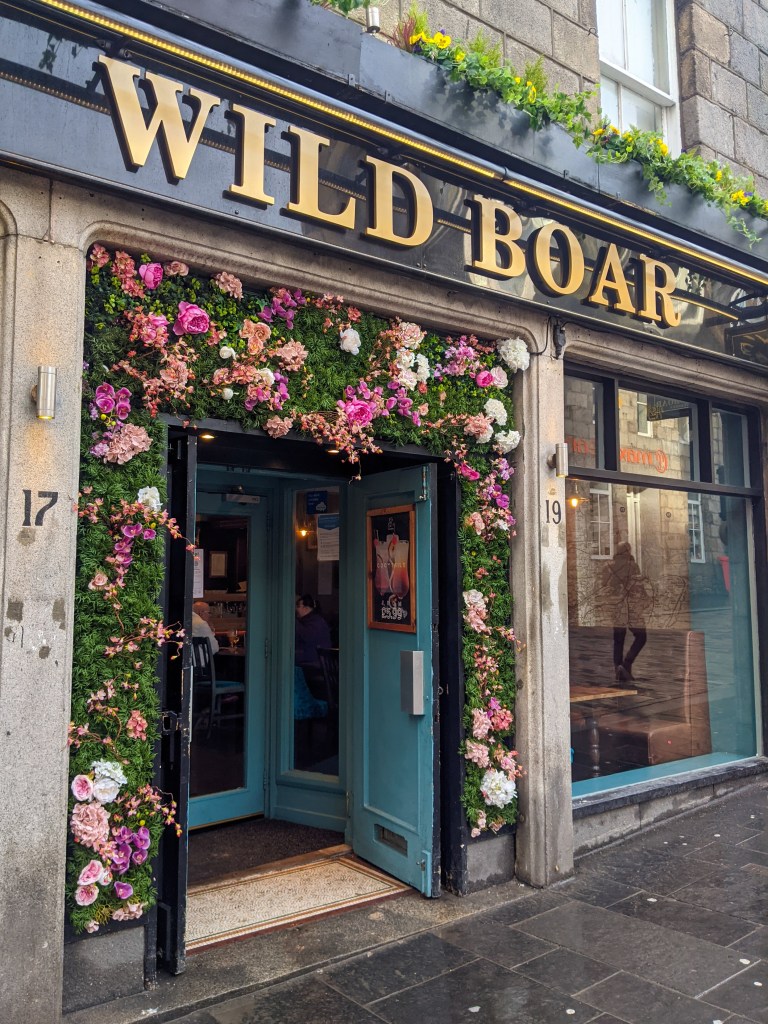 wild-boar-aberdeen-scotland-floral-storefront