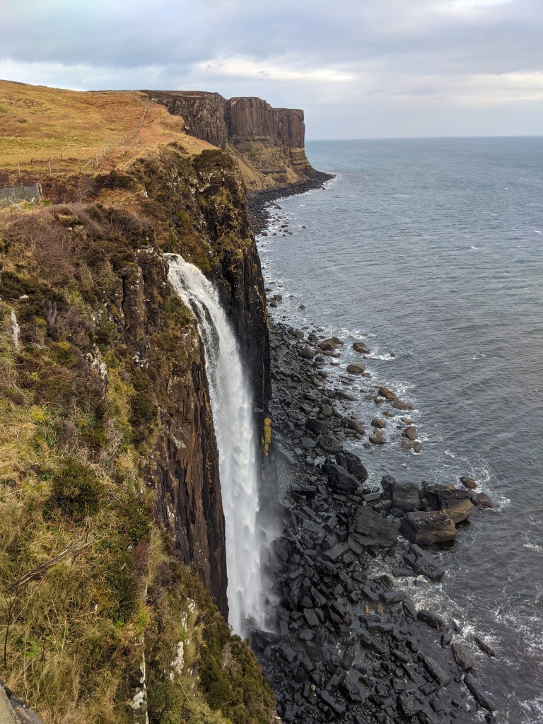 kilt-rock-mealt-falls-isle-of-skye-scotland