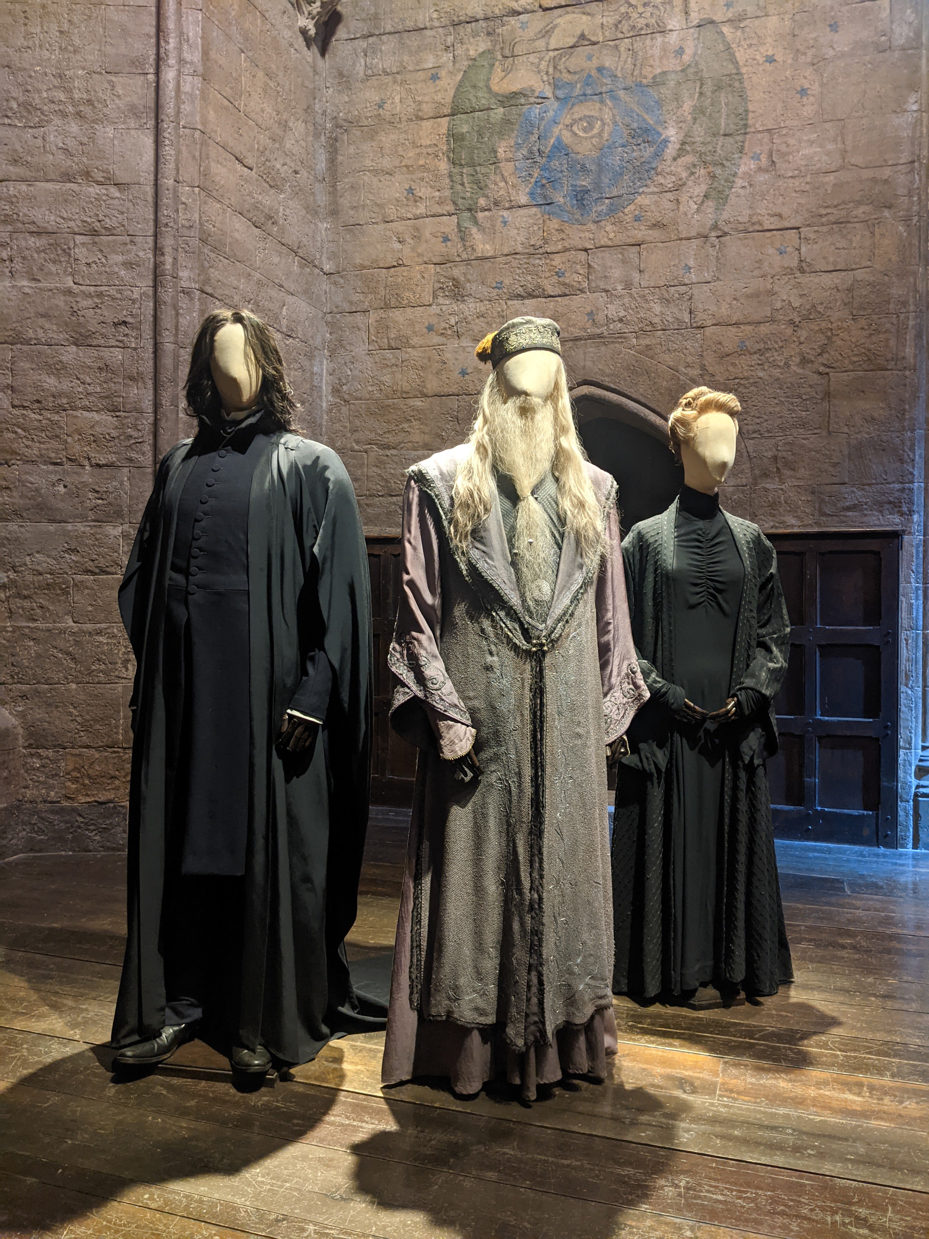 harry-potter-studio-tour-snape-dumbledore-magonogal-costumes