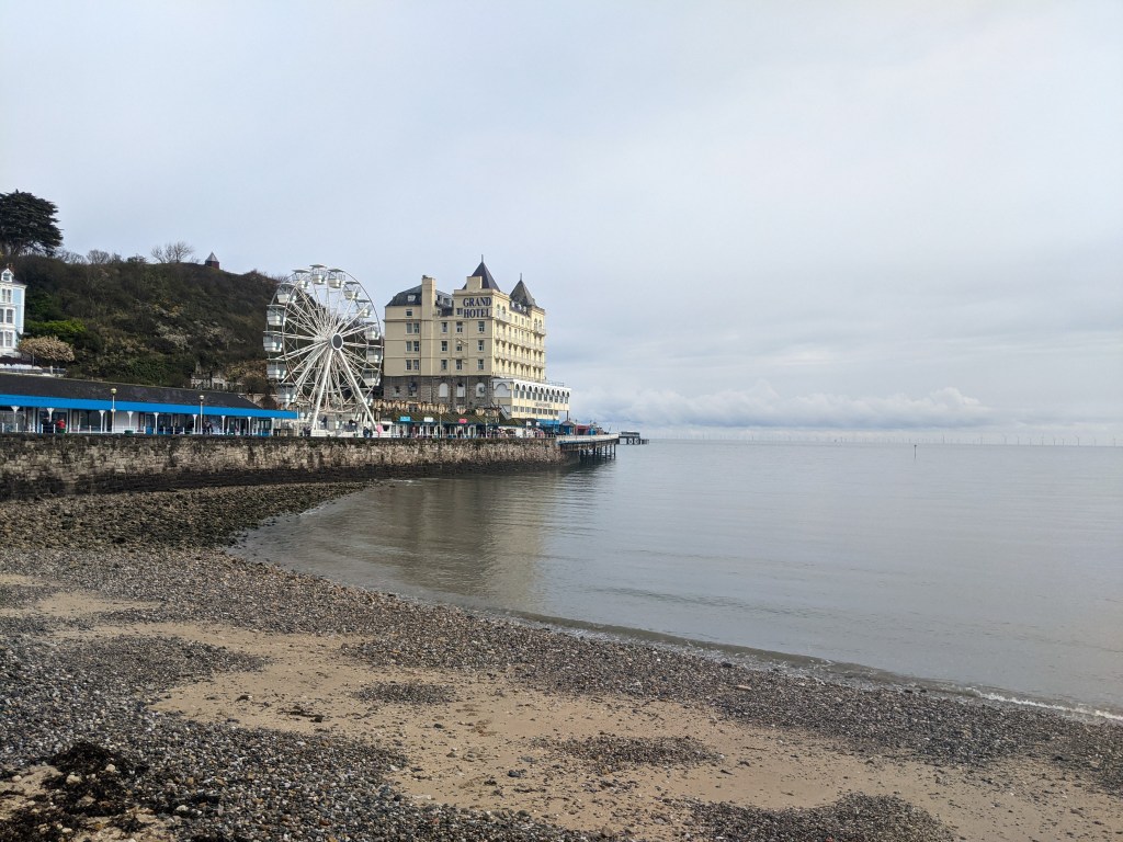 north-wales-tour-llandudno-boardwalk-ferris-wheel-irish-sea