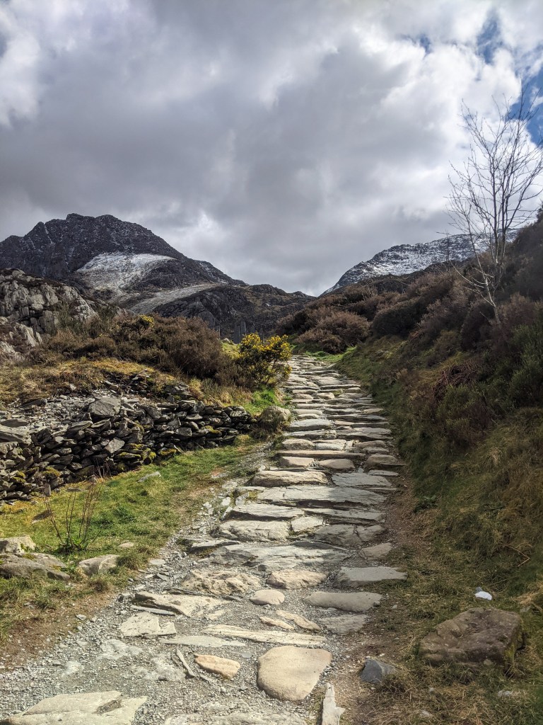 snowdonia-national-park-north-wales-study-abroad-day-trip