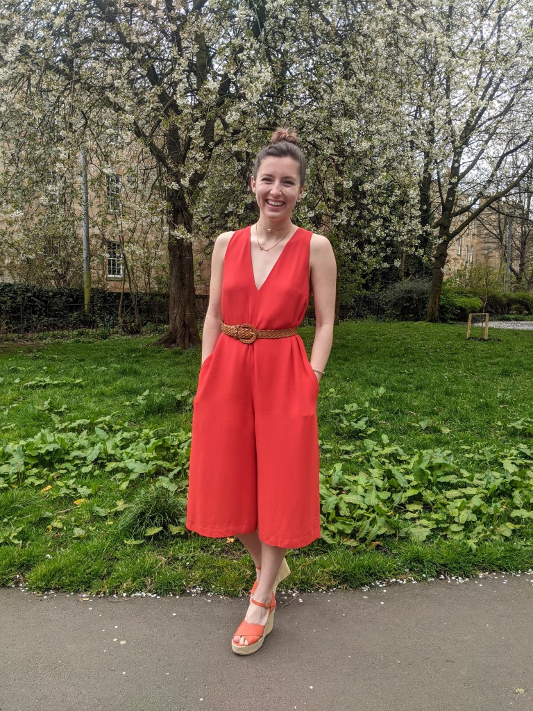 orange-jumpsuit-monochrome-outfit-springtime