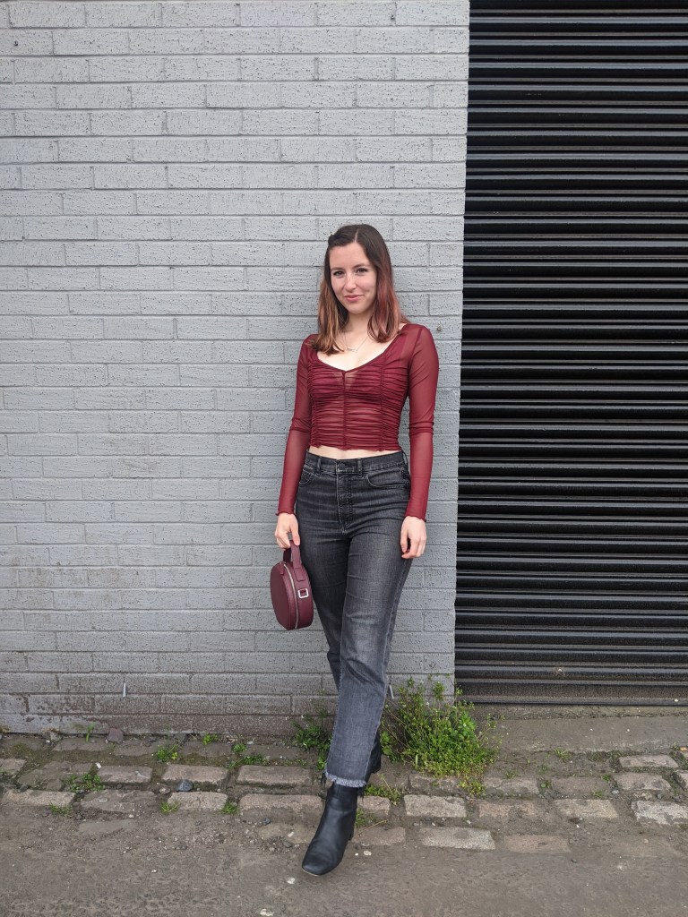 grey-mom-jeans-express-mesh-top-black-boots-college-fashion