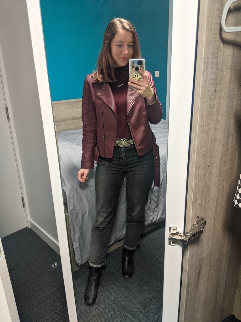 grey-mom-jeans-maroon-mock-neck-snakeskin-belt